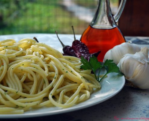 spaghetti con la colatura di alici di cetara